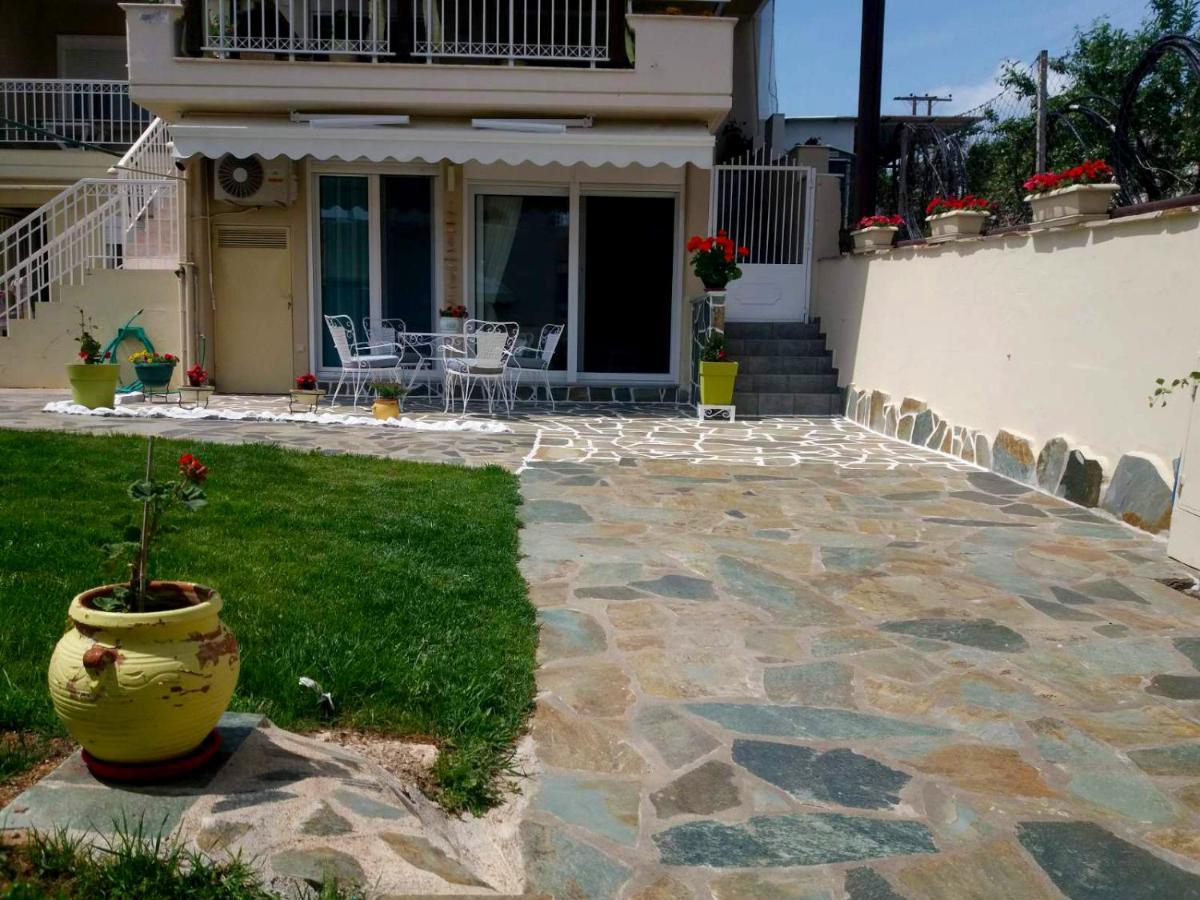 Appartement Maria'S Garden House à Flogita Extérieur photo