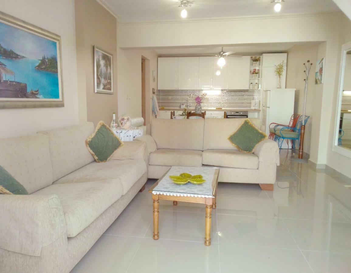 Appartement Maria'S Garden House à Flogita Extérieur photo